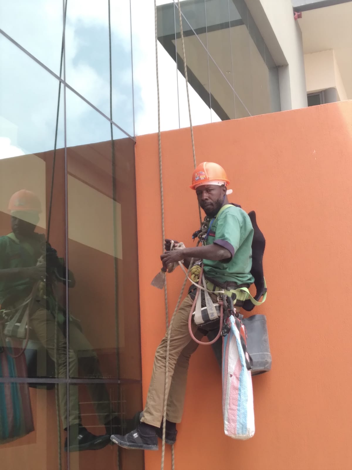 Kejani Window Cleaning Professional