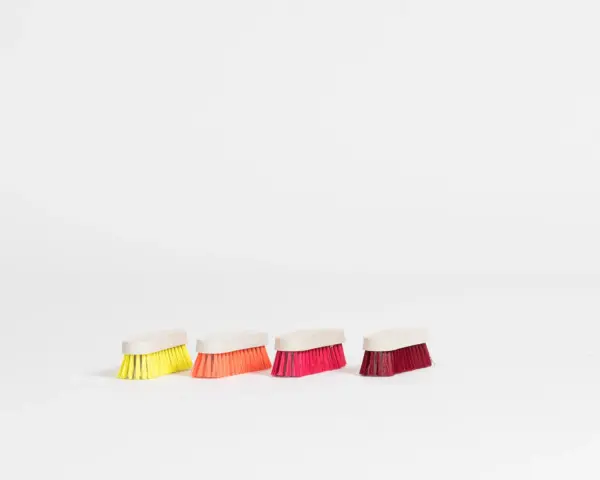 Scrubbing Brush A8