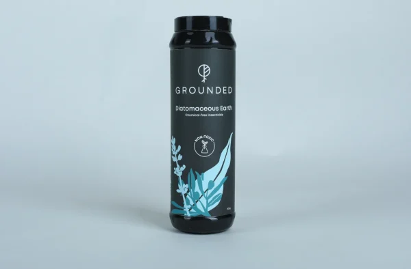 Grounded diatomaceous earth powder