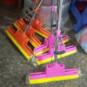 Mops with Squuezer